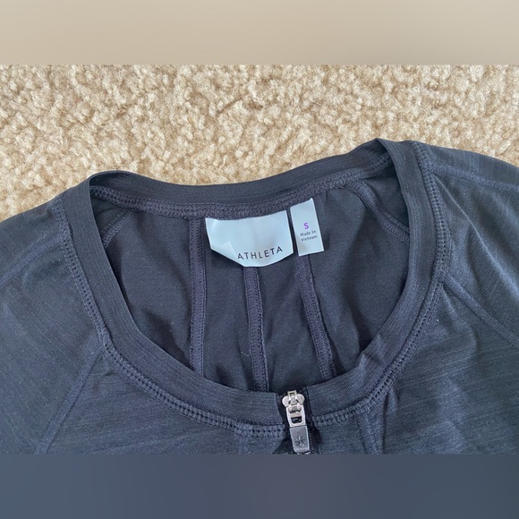 Athleta Black Striped Pacifica UPF Short Sleeves Tee Size S - Picture 4 of 5